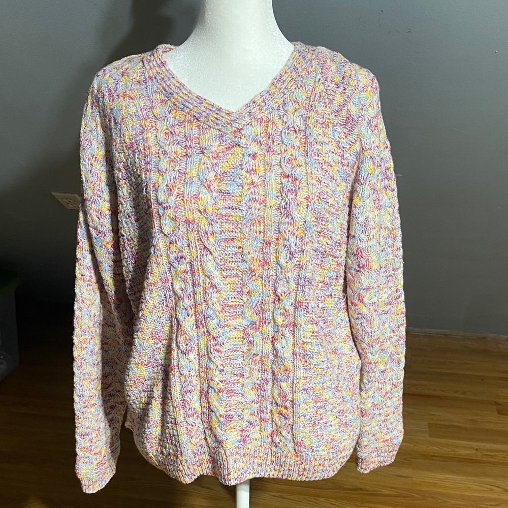Time and Tru Pastel V-Neck Sweater